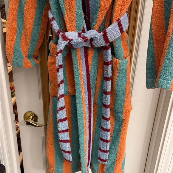 Dusen Dusen Striped colorblock Orange and Teal Bathrobe - Picture 8 of 8